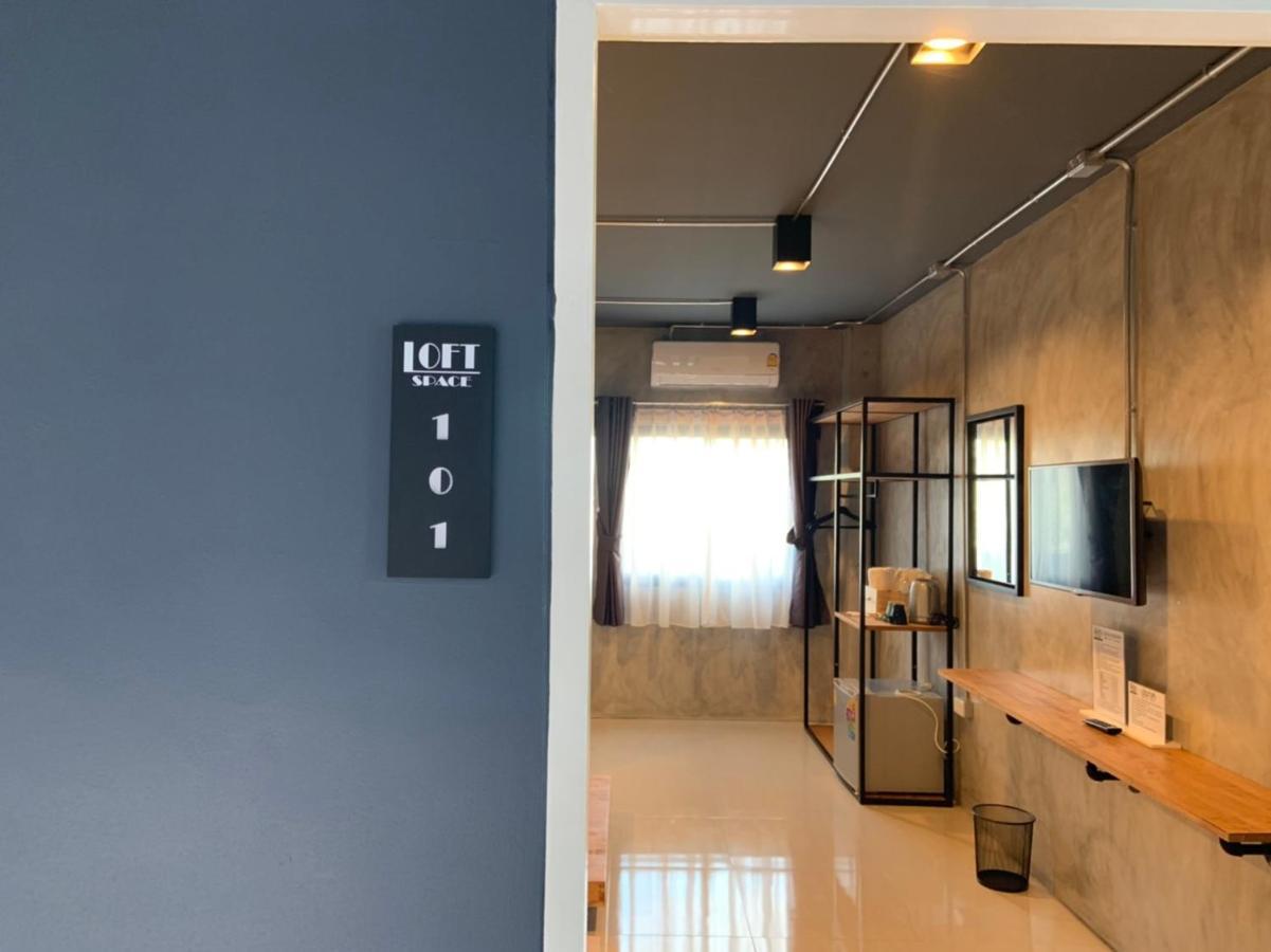 Loft Space Hotel Ranong Eksteriør billede
