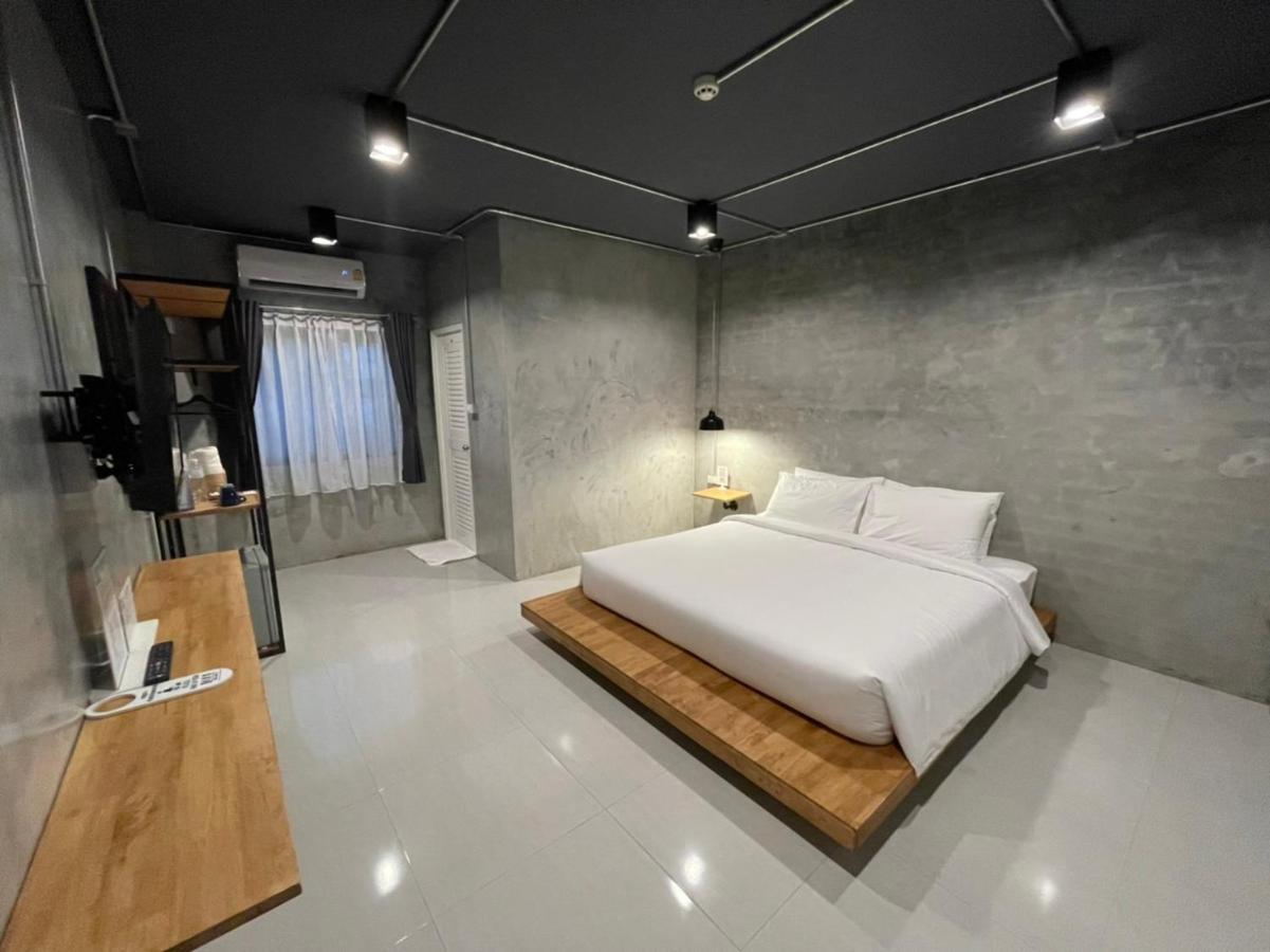 Loft Space Hotel Ranong Eksteriør billede