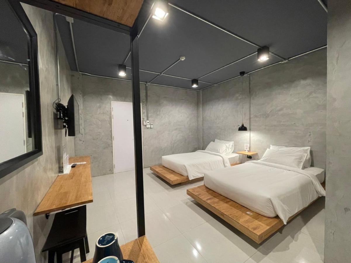 Loft Space Hotel Ranong Eksteriør billede