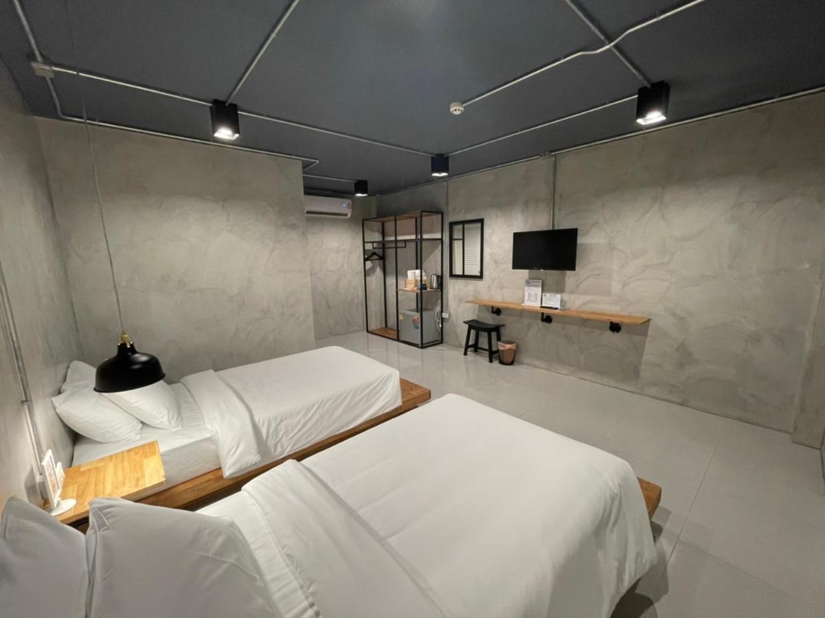 Loft Space Hotel Ranong Eksteriør billede