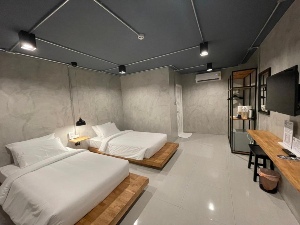 Loft Space Hotel Ranong Eksteriør billede
