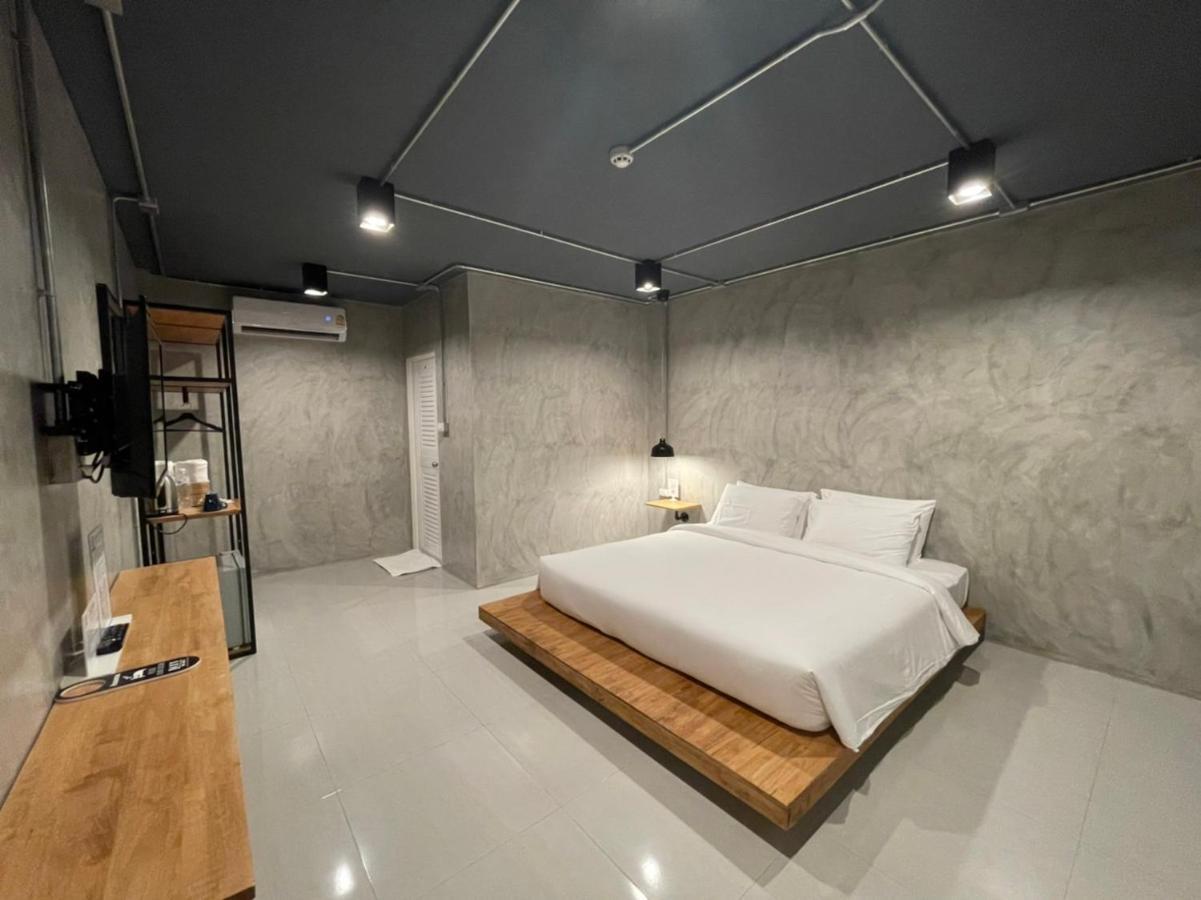 Loft Space Hotel Ranong Eksteriør billede
