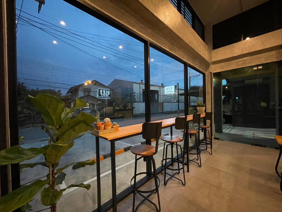 Loft Space Hotel Ranong Eksteriør billede